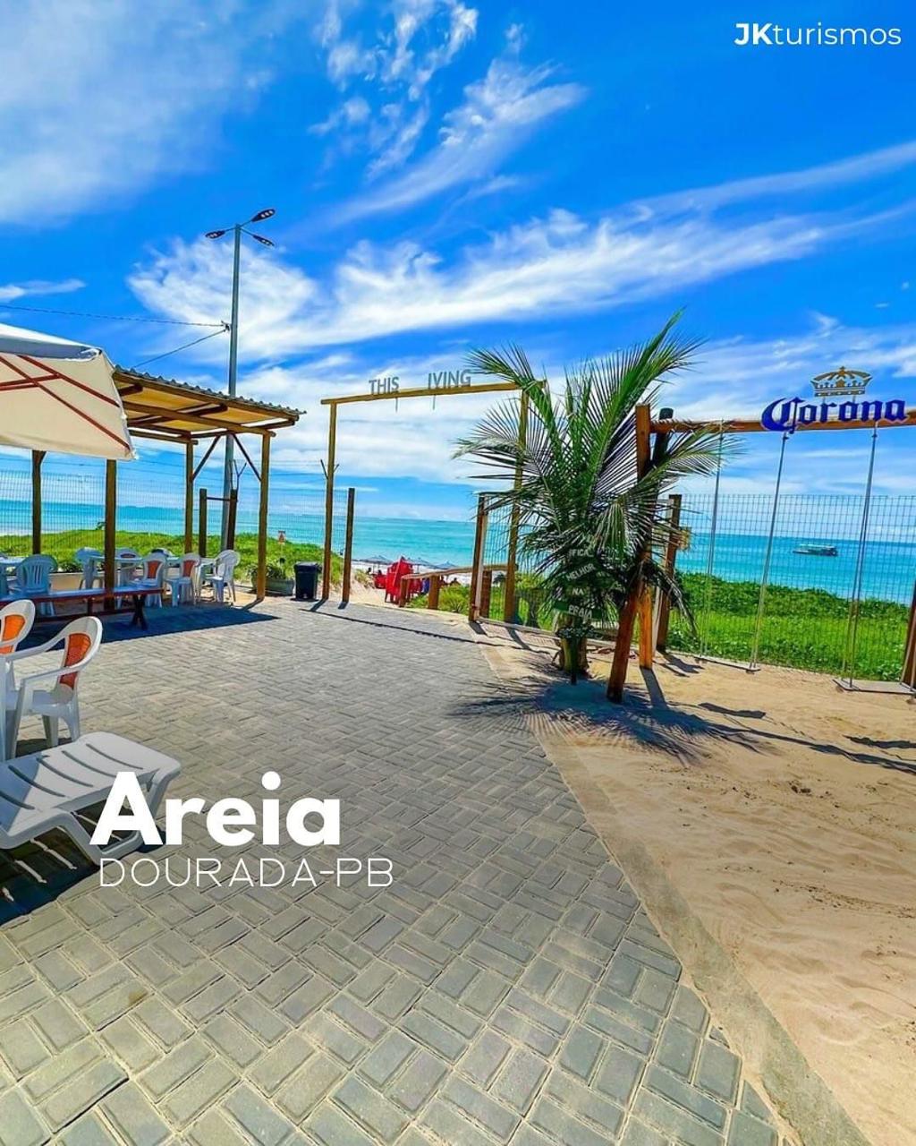 Praia De Areia Dourada